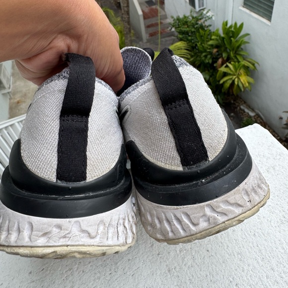 NIKE REACT SNEAKERS SIZE 8.5 - Picture 12 of 13